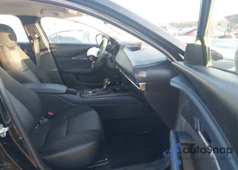 2021 Mazda Cx-30 2.5 S z USA, uszkodzony, nr VIN 3MVDMBAL2MM221210